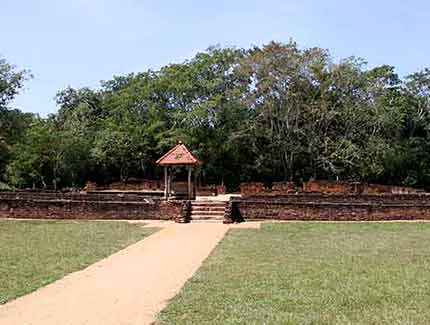 Sri Lanka | Panduwas Nuwara